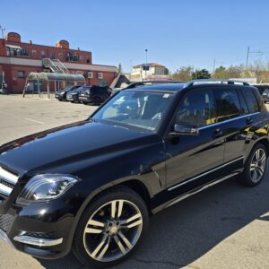 Auto rent - Mercedes GLK350