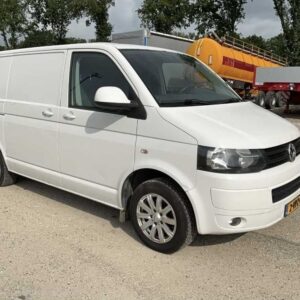 Auto rent - Volkswagen T5 Transporter